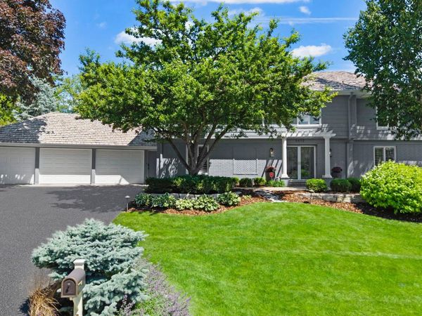 6612 Dovre Drive, Edina, MN 55436