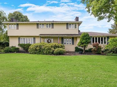 3990 Maider Road , Clay, NY 13041