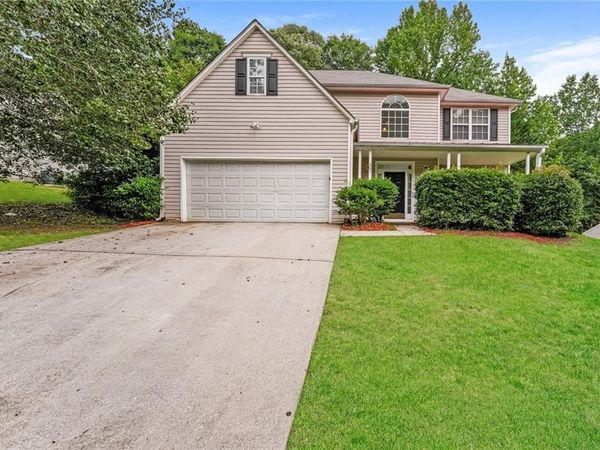 827 Shadow Lake Drive , Lithonia, GA 30058