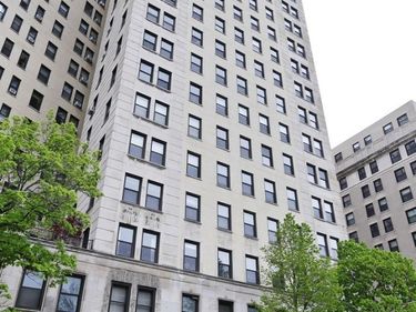 2000 N Lincoln Park West , Unit 710, Chicago, IL 60614