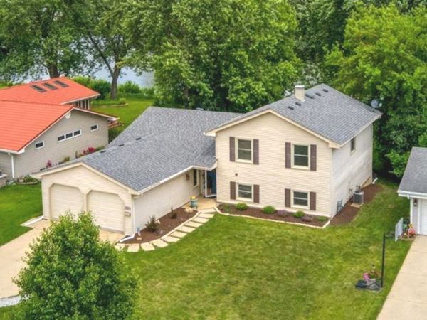 2020 Carling Road , Hoffman Estates, IL 60169