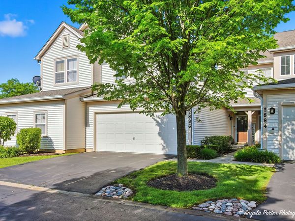 2886 Falling Waters Lane , Lindenhurst, IL 60046