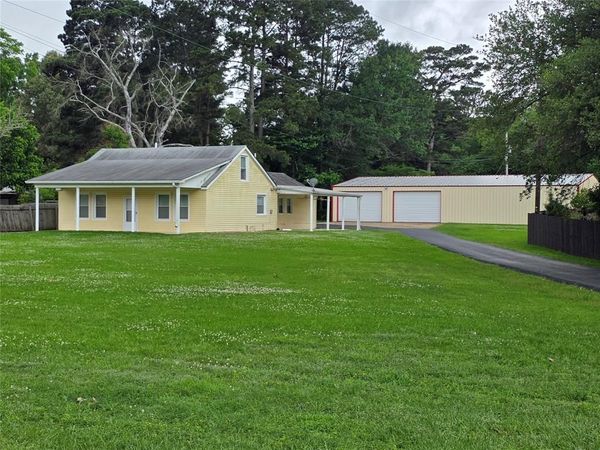 1001 Palmetto Road , Benton, LA 71006