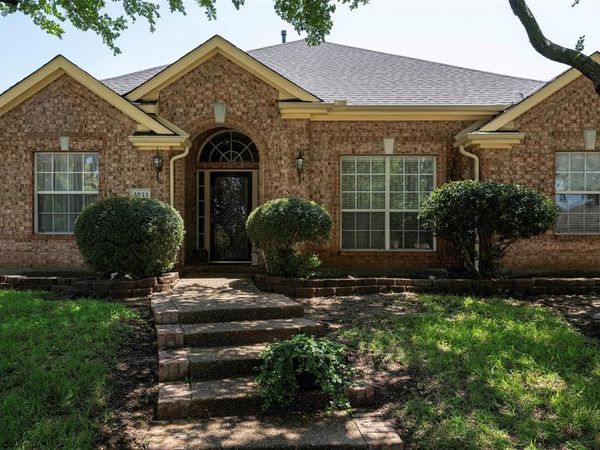 5833 Legend Lane , The Colony, TX 75056