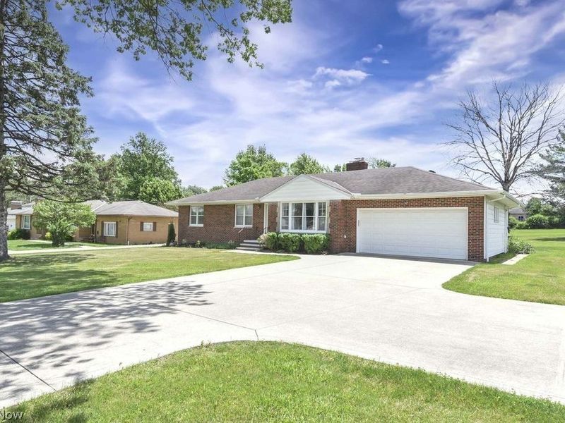 12793 W Sprague Road, North Royalton, OH 44133 Photo 2