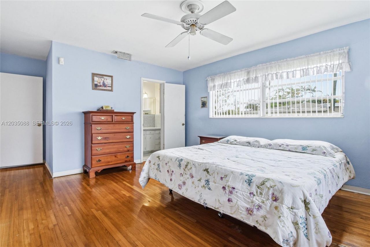 1490 Ludlam Dr, Miami Springs, FL 33166 Photo