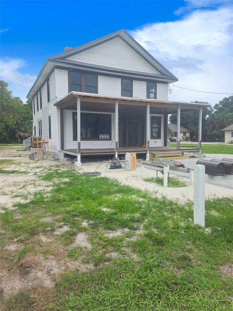 3221 Edgewood, Fort Myers, FL 33916 Photo