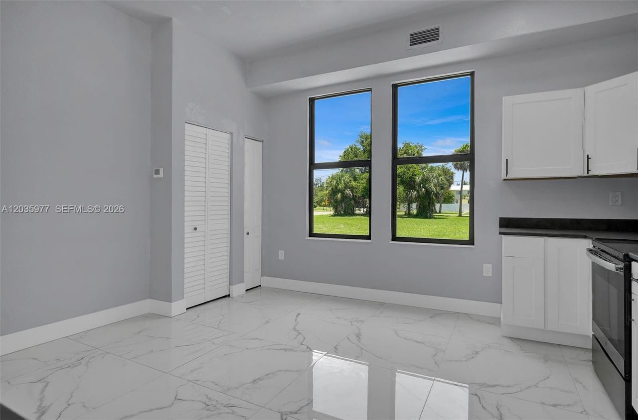 3221 Edgewood, Fort Myers, FL 33916 Photo