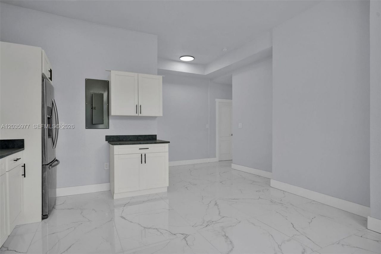3221 Edgewood, Fort Myers, FL 33916 Photo