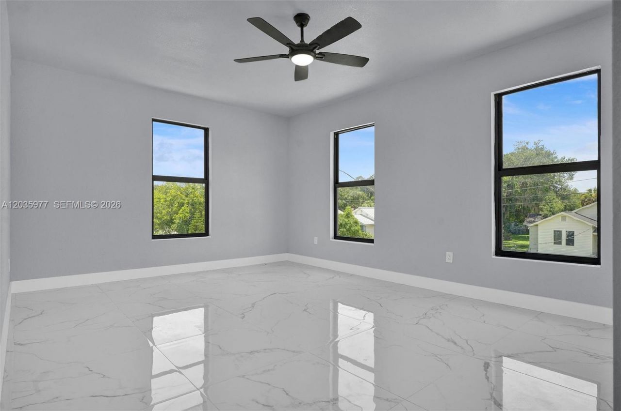 3221 Edgewood, Fort Myers, FL 33916 Photo