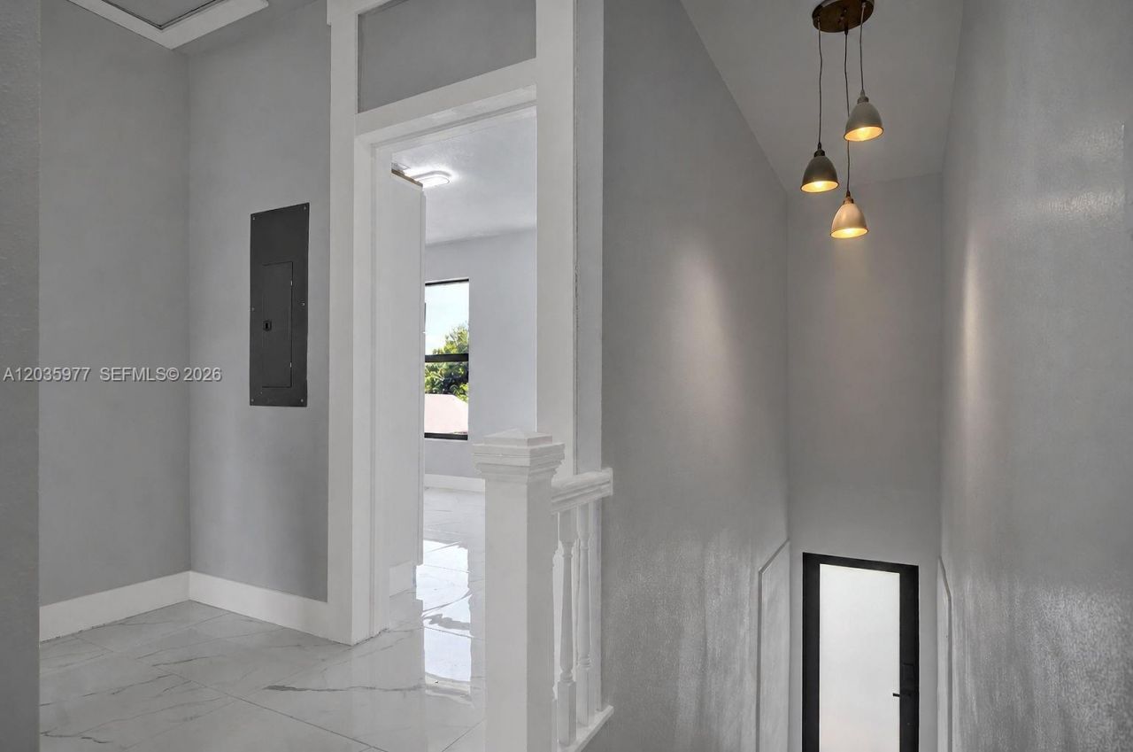 3221 Edgewood, Fort Myers, FL 33916 Photo