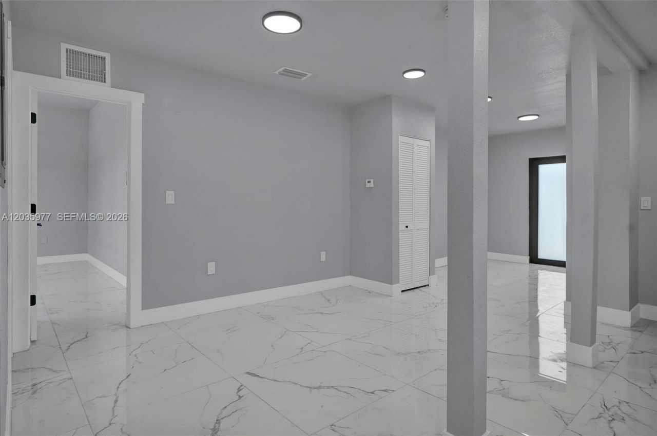 3221 Edgewood, Fort Myers, FL 33916 Photo