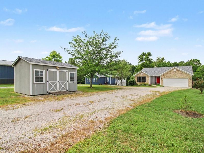 820 Waynoka Drive, Jackson Twp, OH 45171 Photo 3