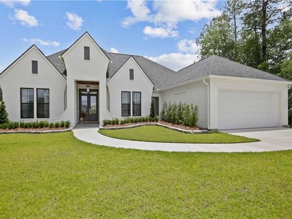 1525 BLACK PINE Court , Madisonville, LA 70447