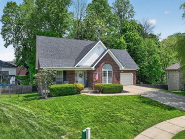 5603 Pleasure Court, Louisville, KY 40272