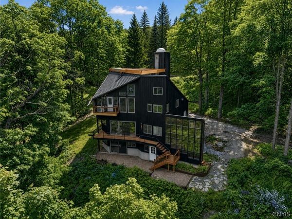 1700 Sky High Rd , La Fayette, NY 13084