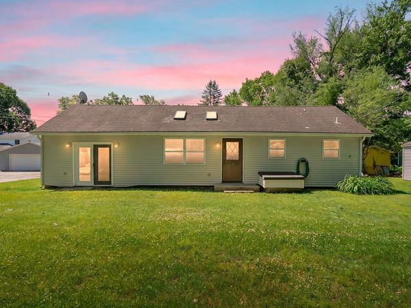 32851 Lake Drive, Lawton, MI 49065