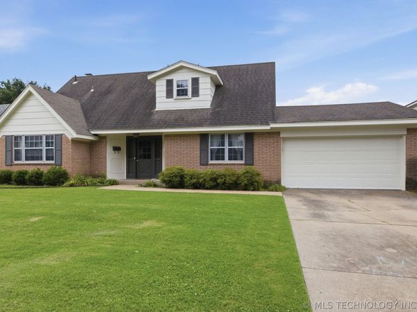 1832 E 58th Street , Tulsa, OK 74105
