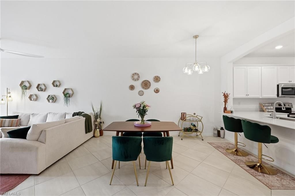 2584 Vine Ave, Naples, FL 34120 Photo