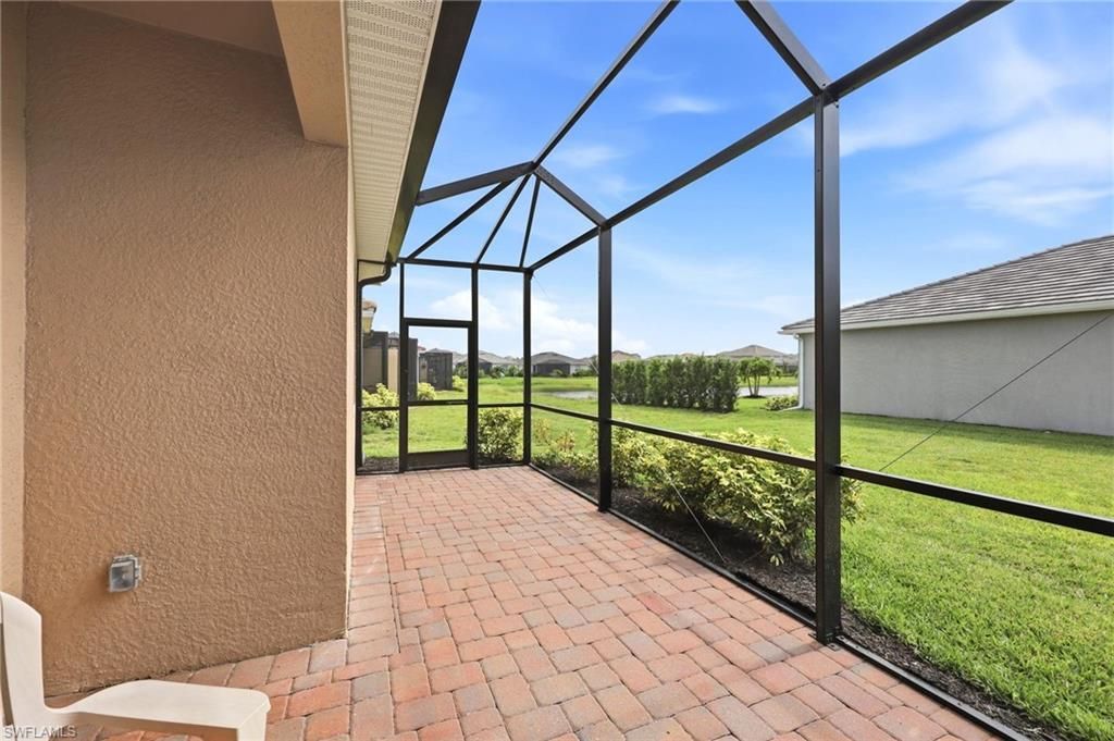 2584 Vine Ave, Naples, FL 34120 Photo