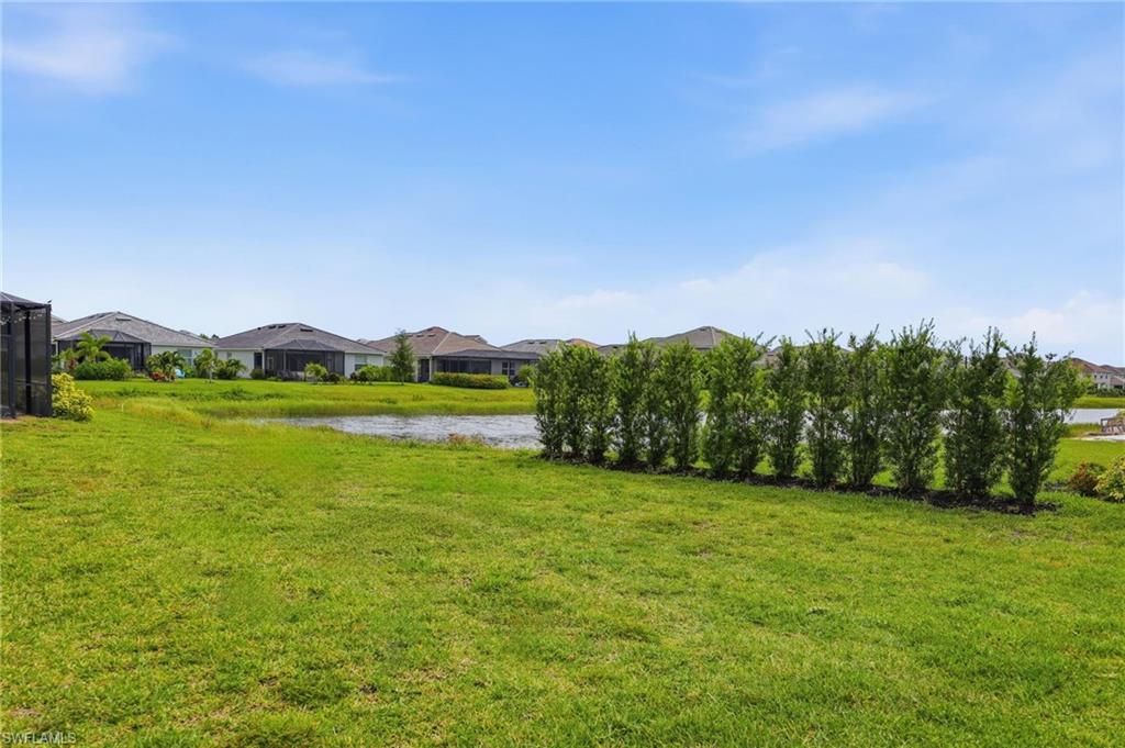 2584 Vine Ave, Naples, FL 34120 Photo