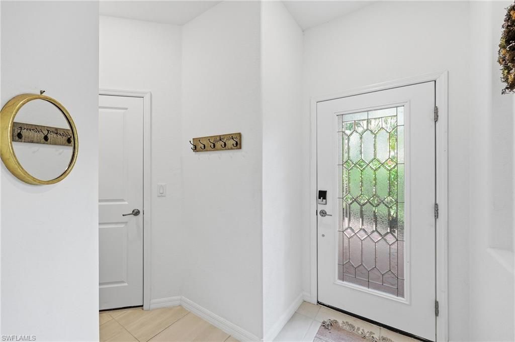2584 Vine Ave, Naples, FL 34120 Photo