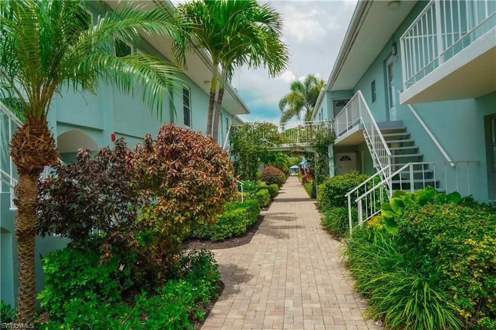 661 12th Ave S, Unit 661, Naples, FL 34102 Photo