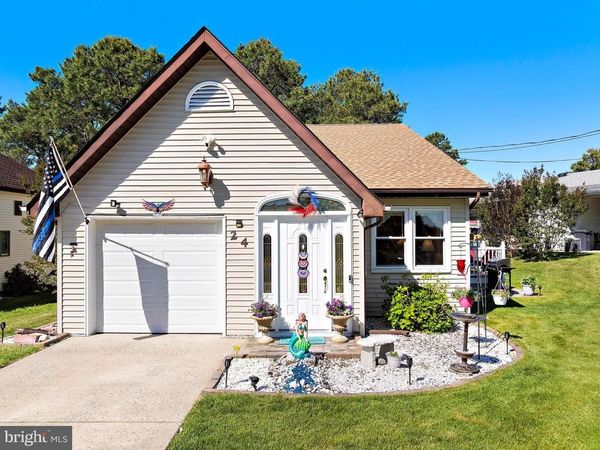 24 CEDAR ROAD, MANAHAWKIN, NJ 08050
