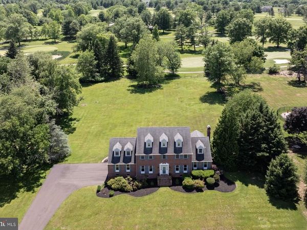 48 BOBBIE DRIVE , IVYLAND, PA 18974