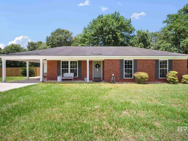 3410 Plantation Ct, Mobile, AL 36695