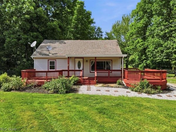 1403 Carson Road , Ashtabula, OH 44004