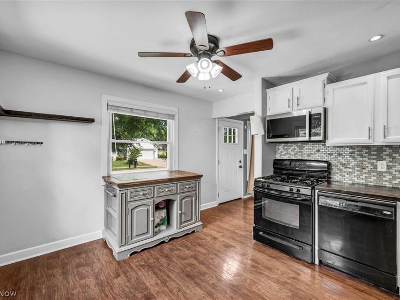 294 Broadview Avenue, Barberton, OH 44203 Photo 5