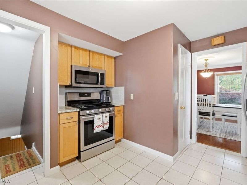 9704 Elsmere Drive, Parma, OH 44130 Photo 14