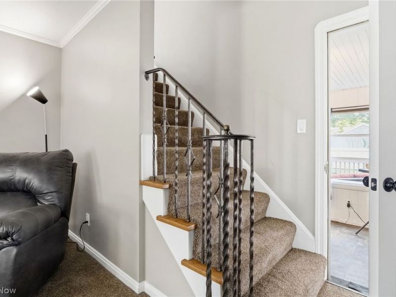 9704 Elsmere Drive, Parma, OH 44130 Photo 20