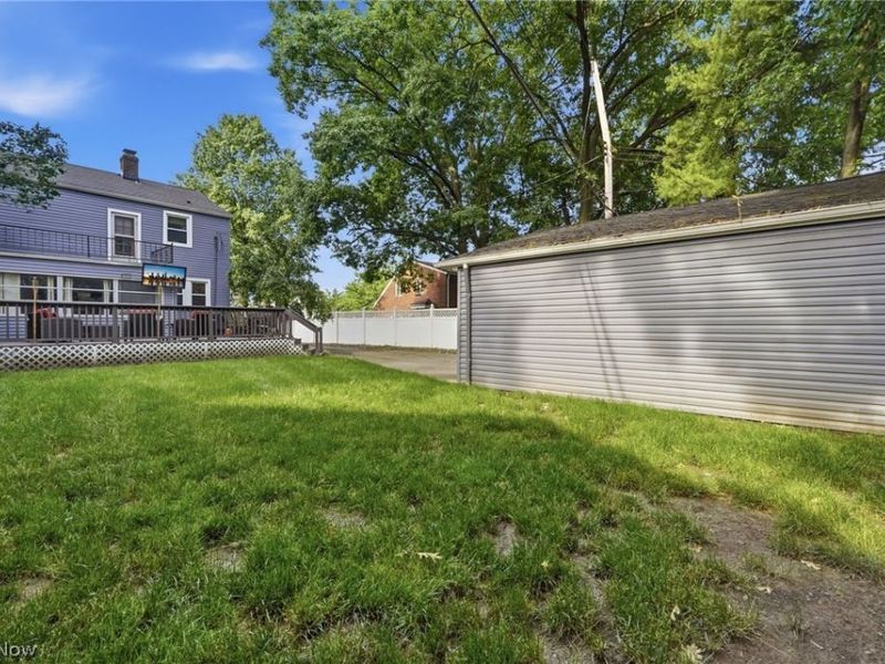 9704 Elsmere Drive, Parma, OH 44130 Photo 36