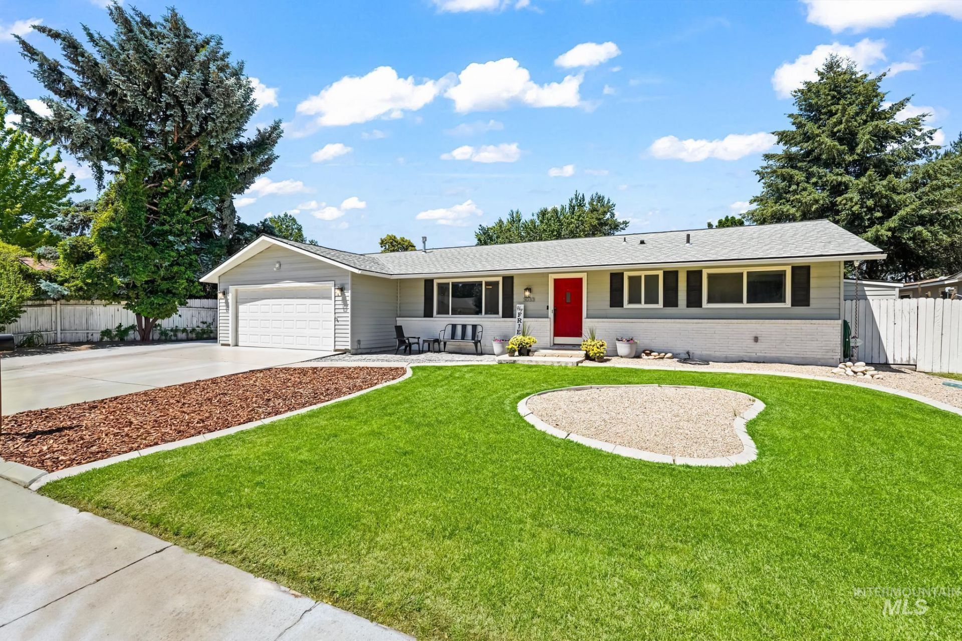 3033 N Constantine St, Boise, ID 83704 Main Photo