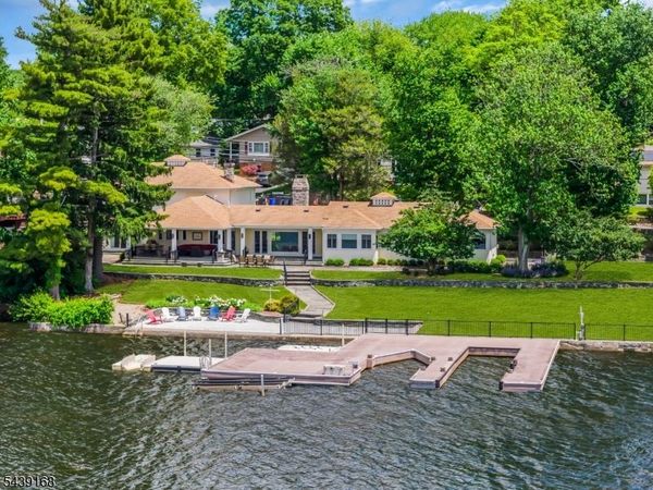211 Mount Arlington Blvd, Roxbury, NJ 07850