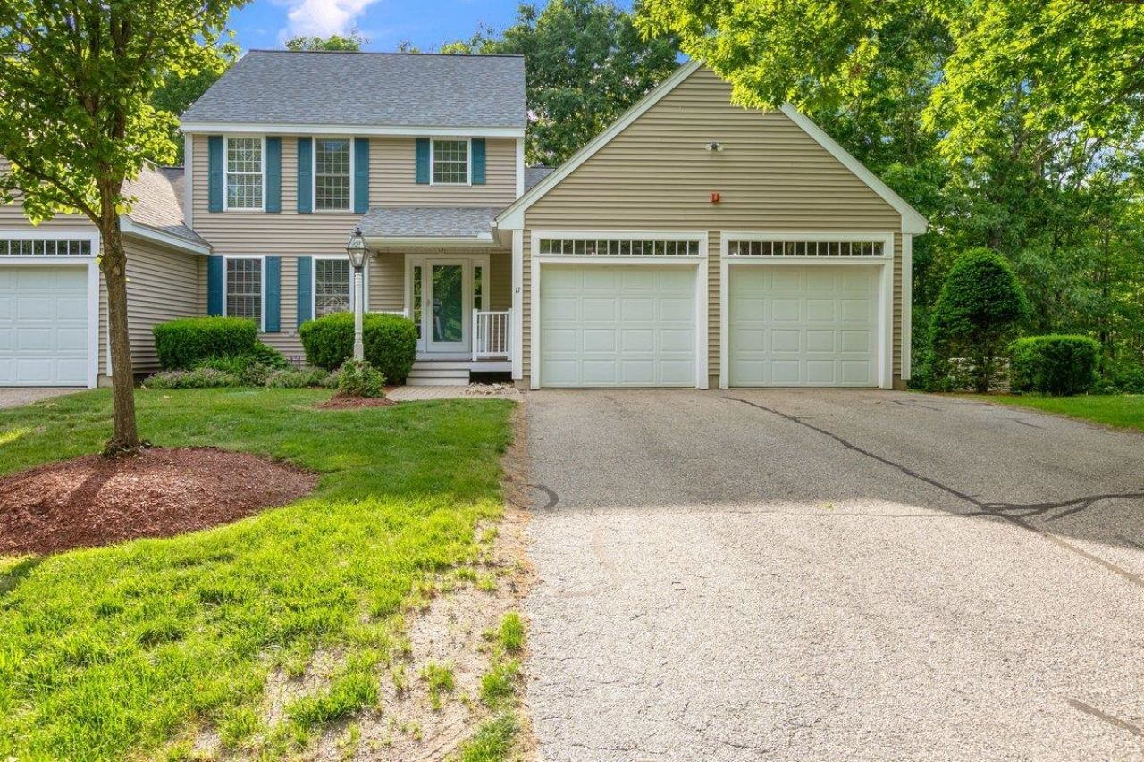 11 Pentucket Court, Unit 11, Atkinson, NH 03811 Main Photo