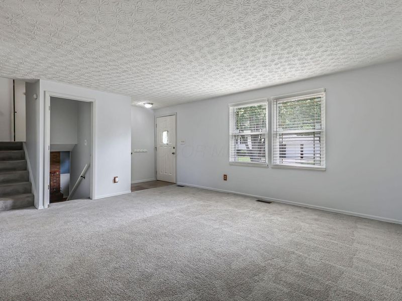 1690 Americana Court, Columbus, OH 43229 Photo 12