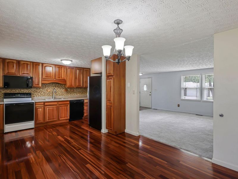 1690 Americana Court, Columbus, OH 43229 Photo 16
