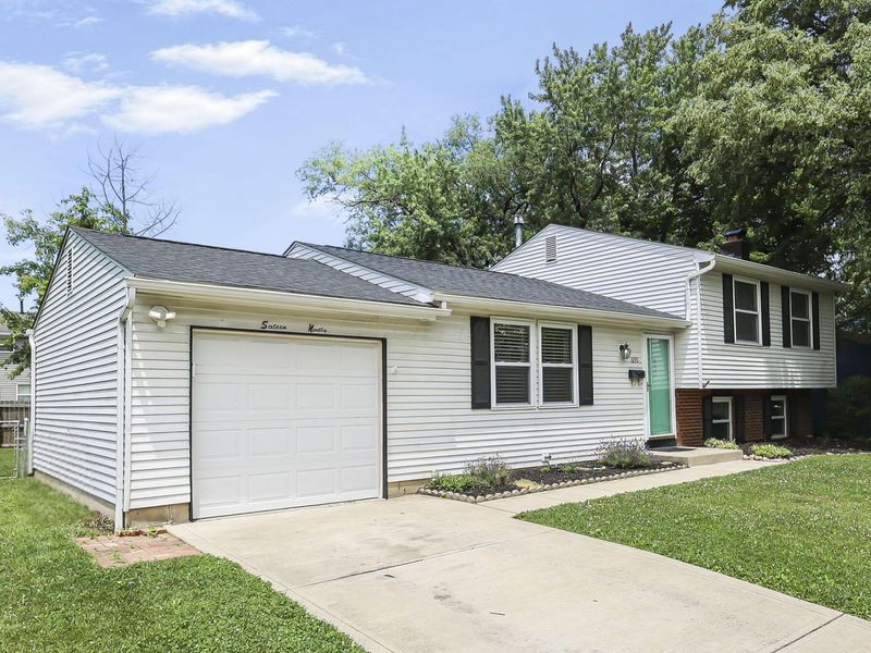1690 Americana Court, Columbus, OH 43229 Photo 3
