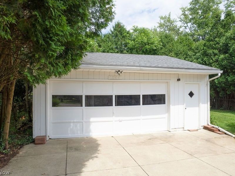 1044 Ellsworth Drive, Akron, OH 44313 Photo 38