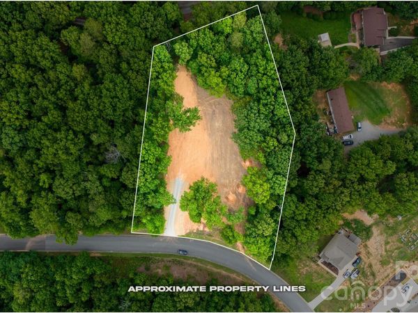5108 Kings Pinnacle Drive , Kings Mountain, NC 28086