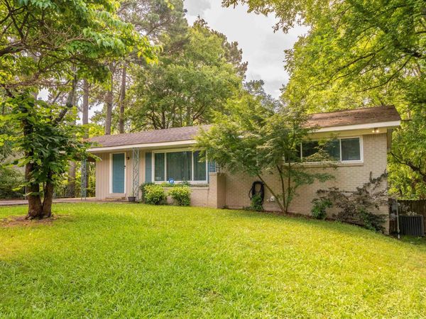 303 Jerome Street , Hot Springs, AR 71913
