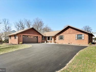 3671 JENNY LANE , CHAMBERSBURG, PA 17202