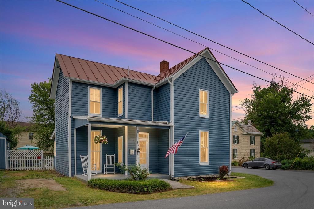 285 S Massanutten Street, Strasburg, VA 22657 Main Photo