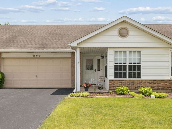 13743 S Magnolia Drive , Plainfield, IL 60544