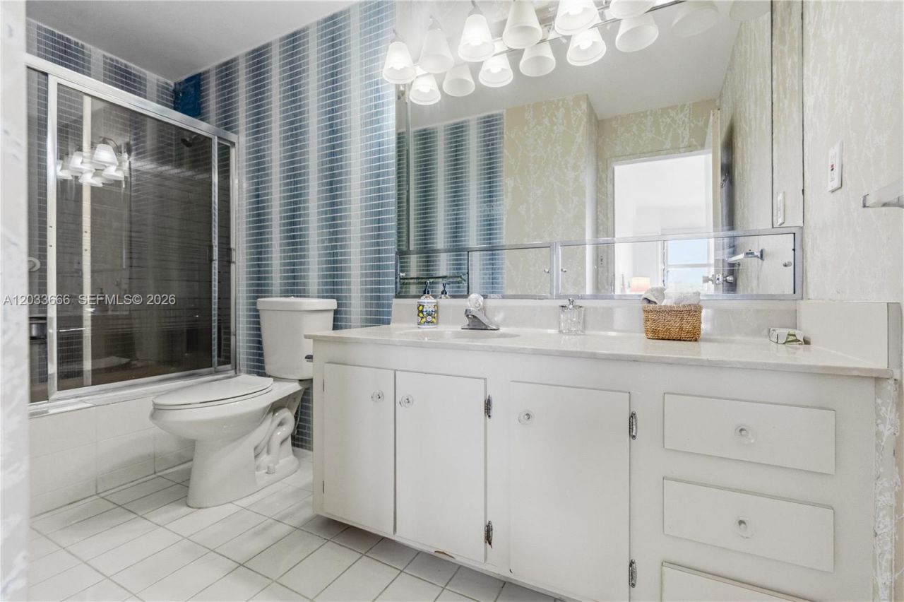 9102 W Bay Harbor Dr , Unit 10C, Bay Harbor Islands, FL 33154 Photo