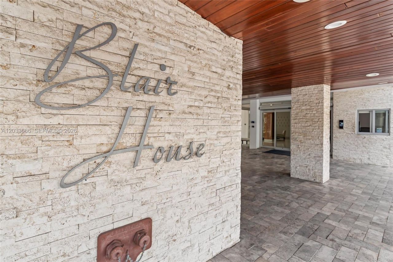 9102 W Bay Harbor Dr , Unit 10C, Bay Harbor Islands, FL 33154 Photo