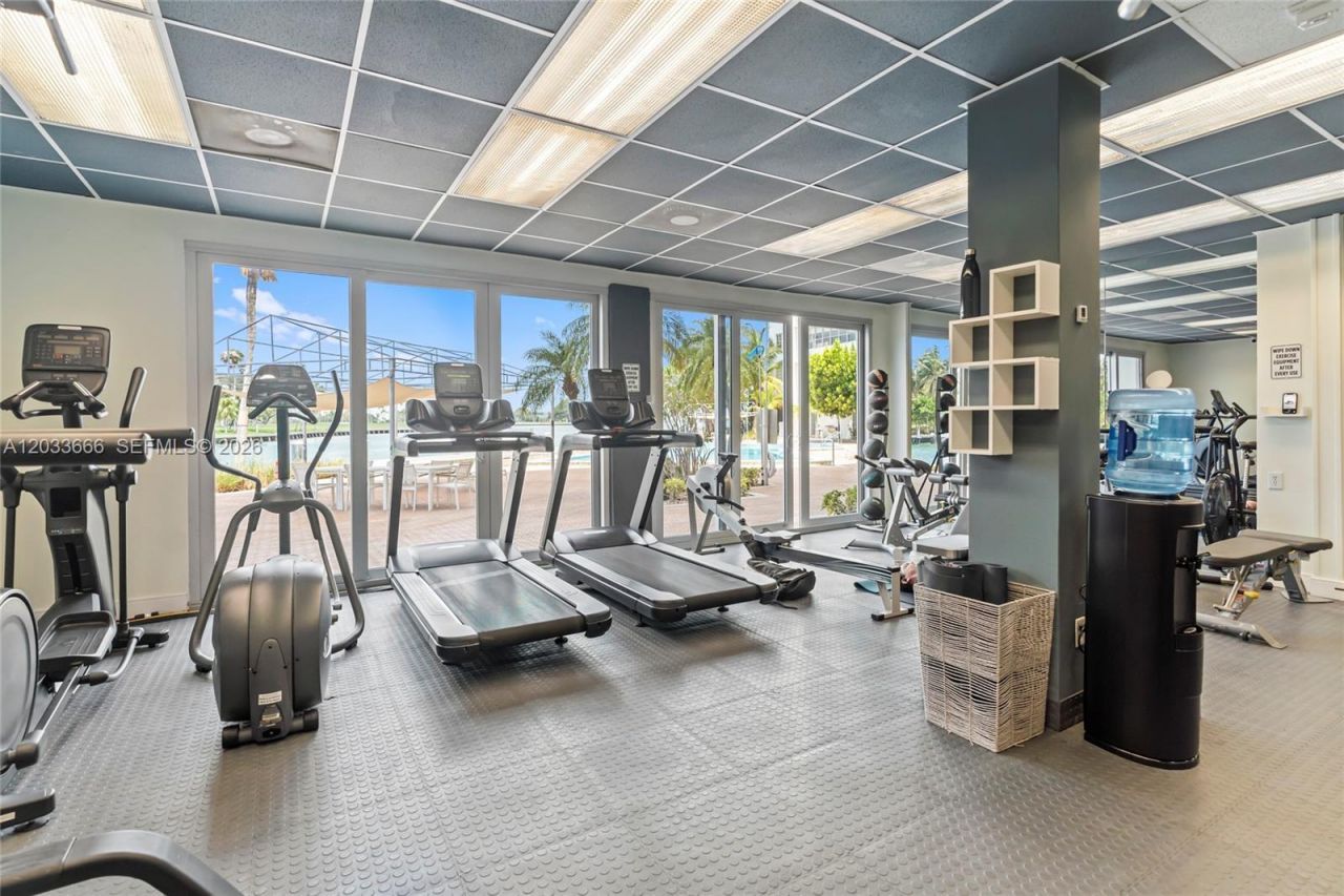 9102 W Bay Harbor Dr , Unit 10C, Bay Harbor Islands, FL 33154 Photo